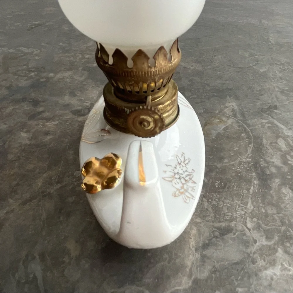 Antique Miniature ‘Aladdin’ Style Oil Finger Lamp with gold leaf design