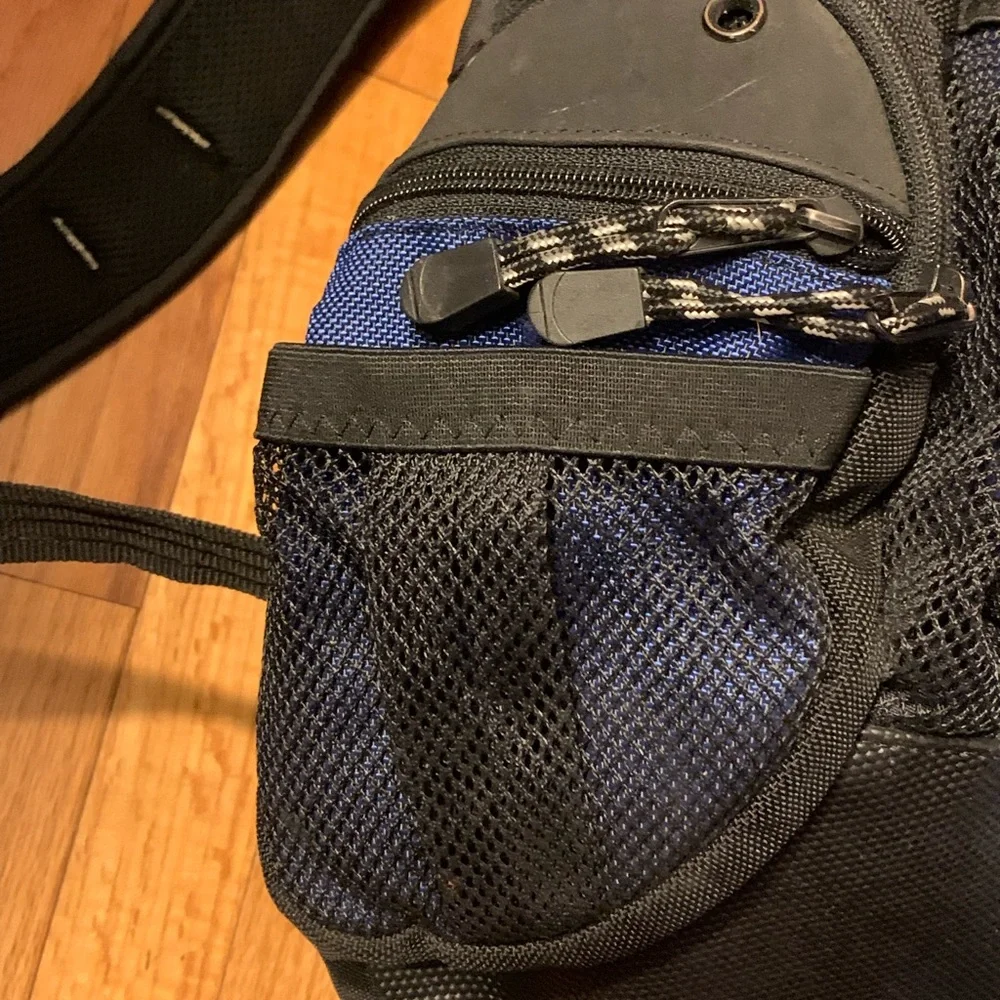Targus blue black