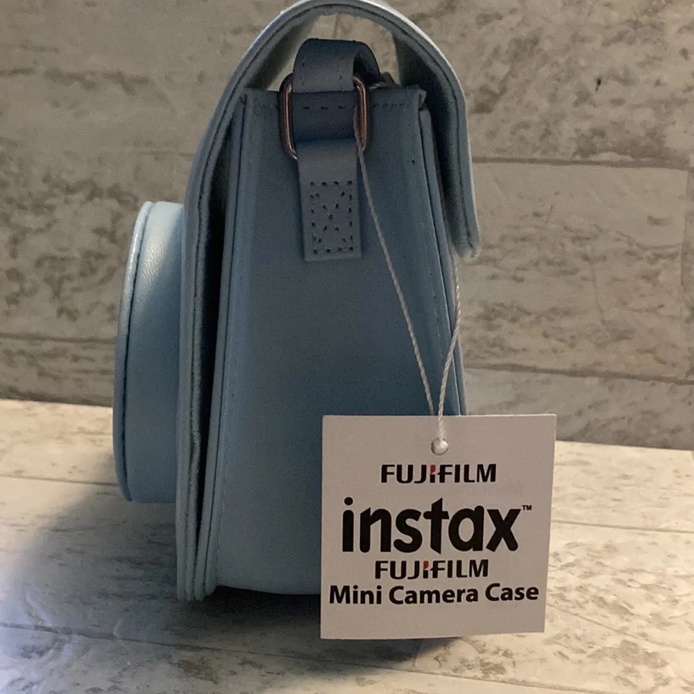 Instax store transport