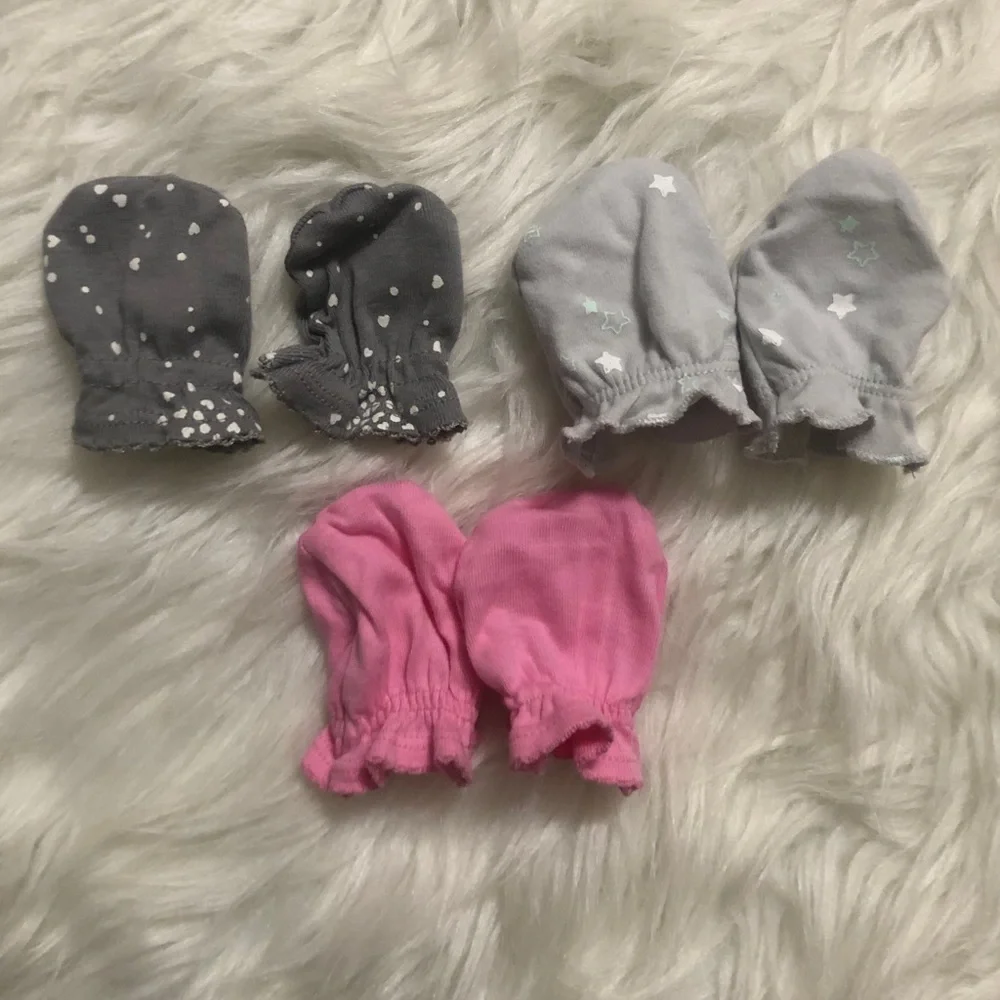 Gerber, Cutie Pie and Onesies 0-3M baby mittens