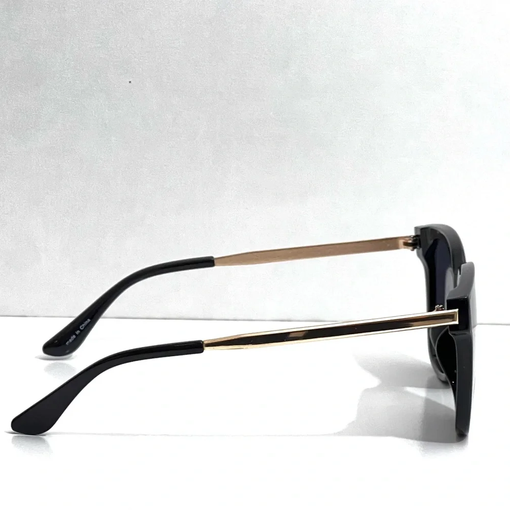 🍒3/$30 New Black Square Sunglasses with Gold Arms