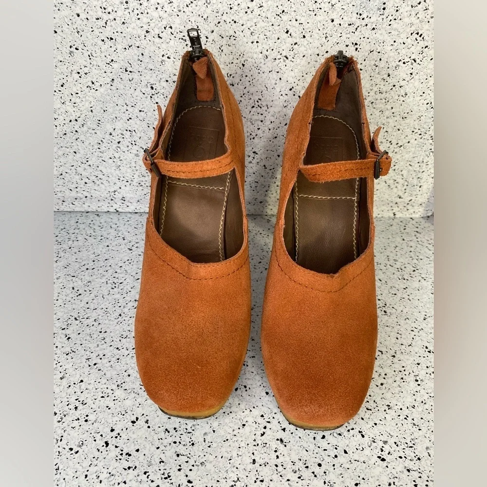 Bacio 61 pre owned