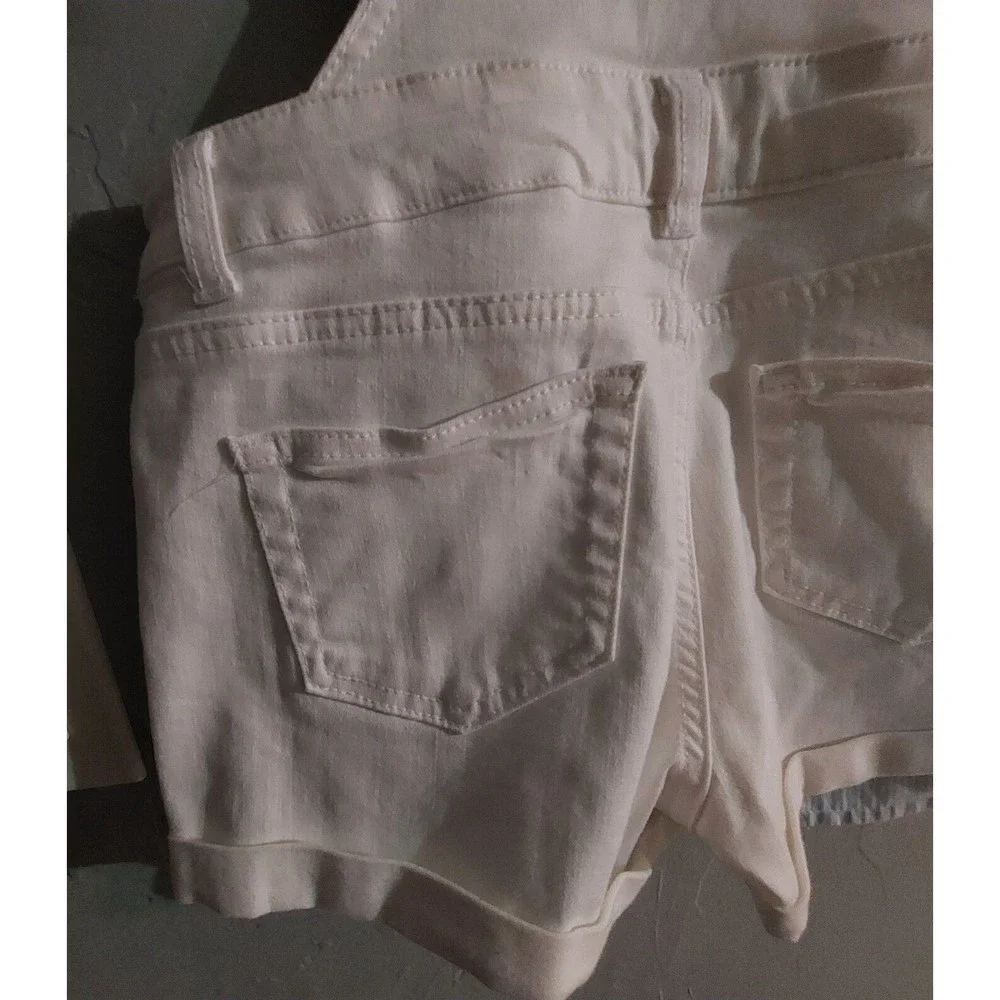 Wax Jean these women