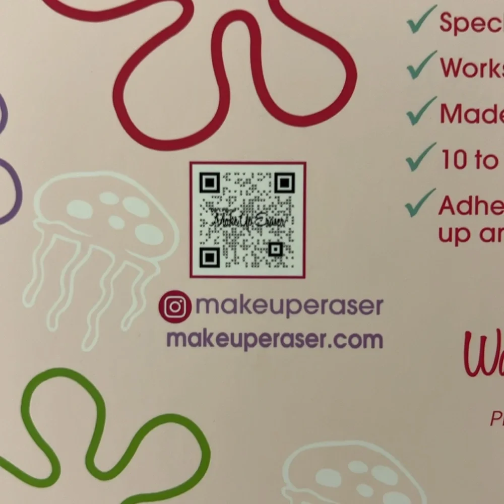 MakeUp Eraser up including lipstick