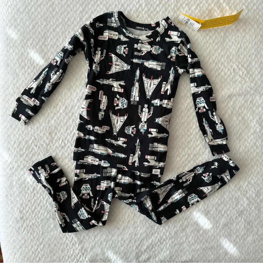 Gap Rocket/Space Ship Pajamas size 2