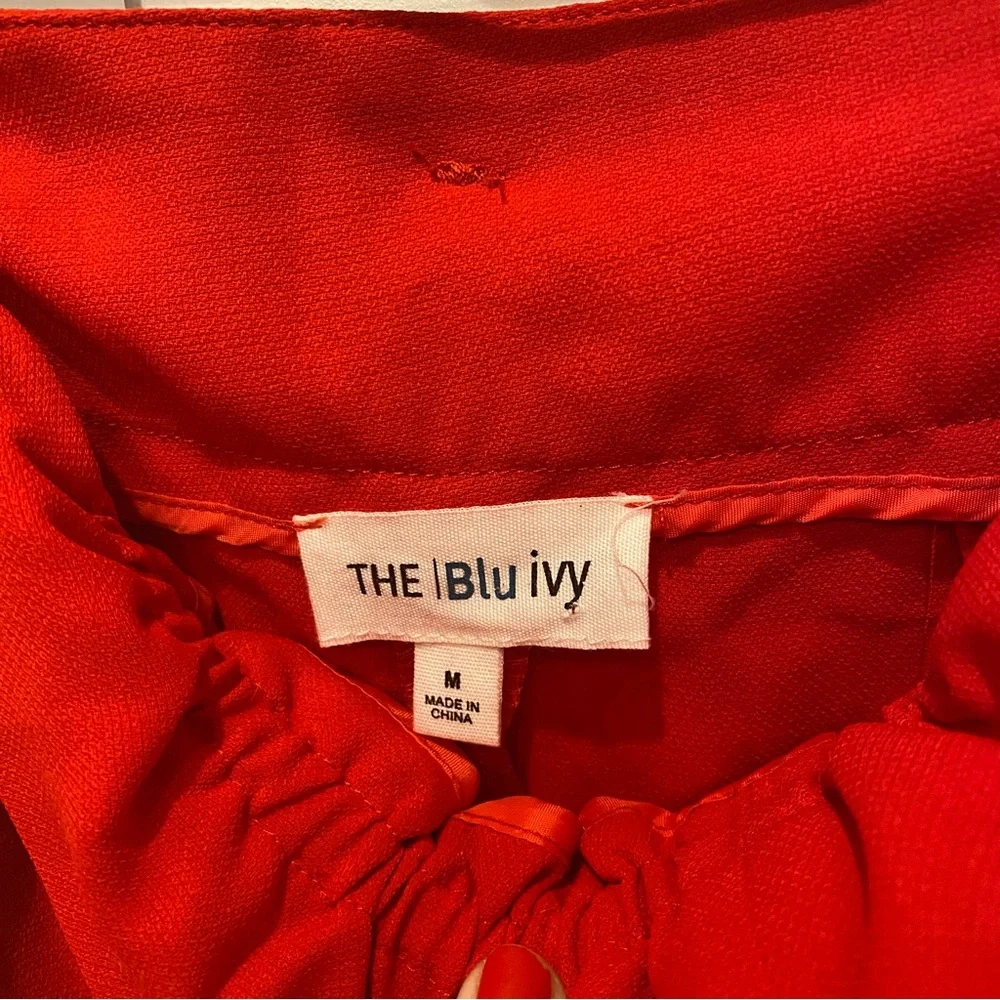 Blu Ivy red self