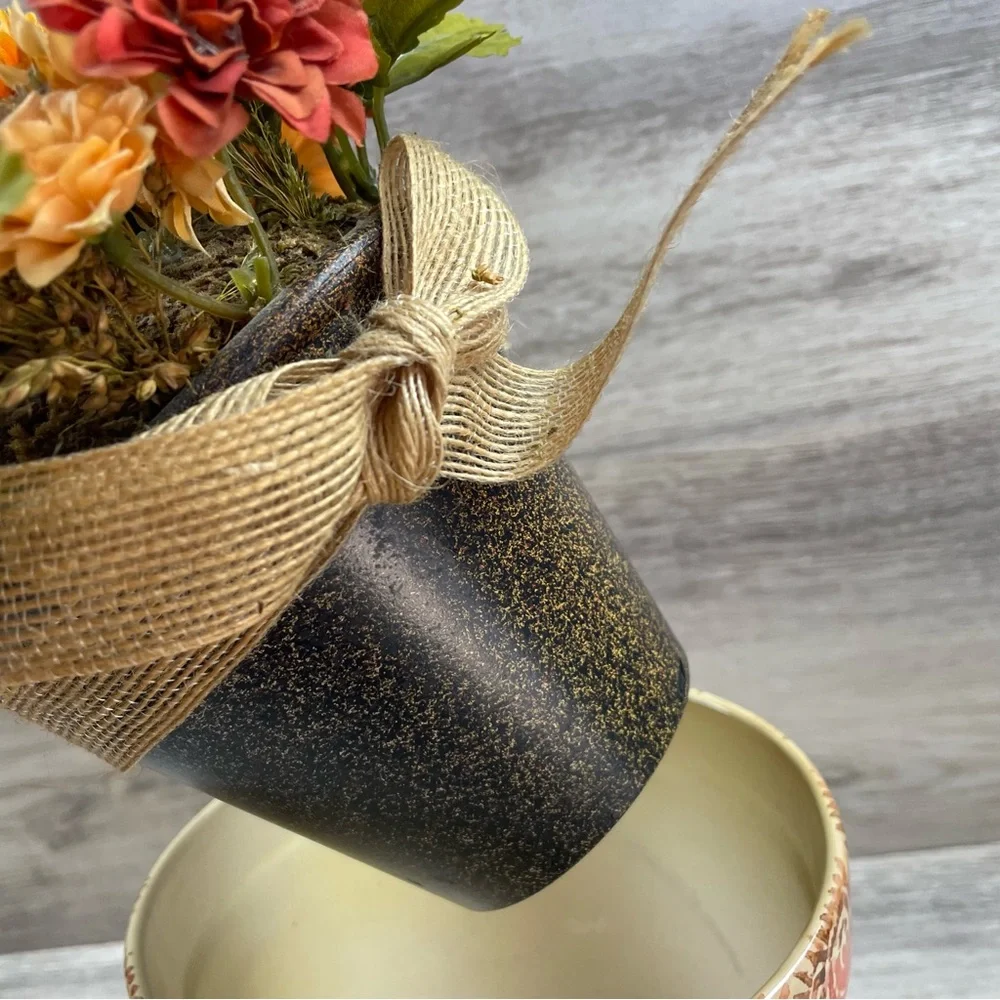 N/A flower pot