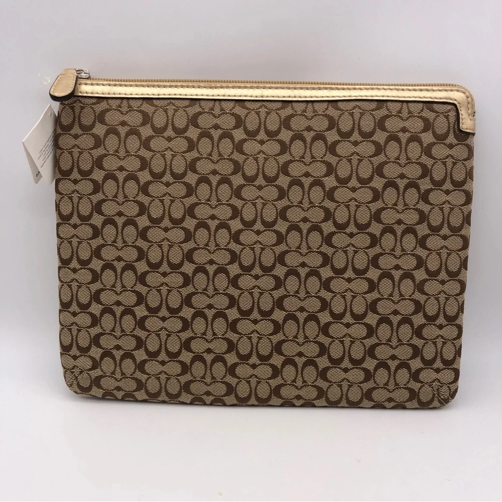 Coach signature tablet
