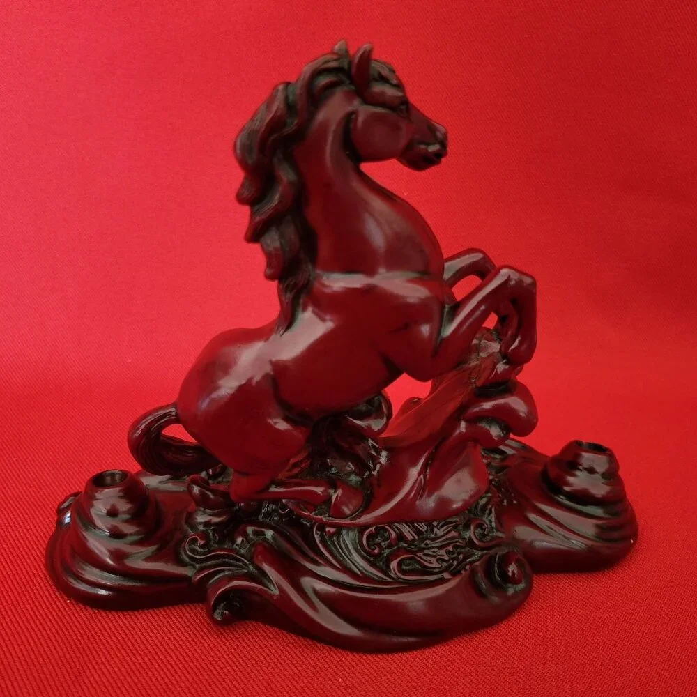 Unbranded vintage carved