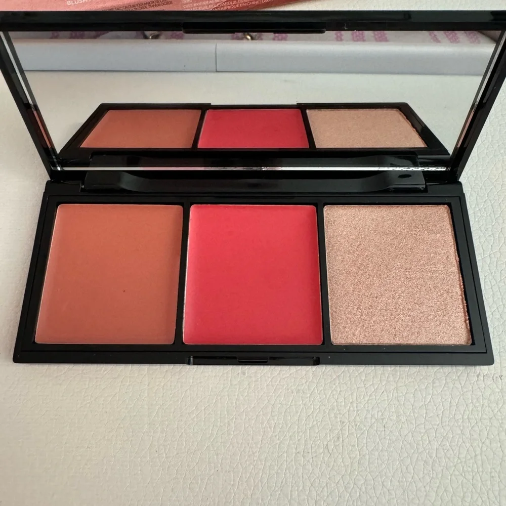 Laura Geller brand new