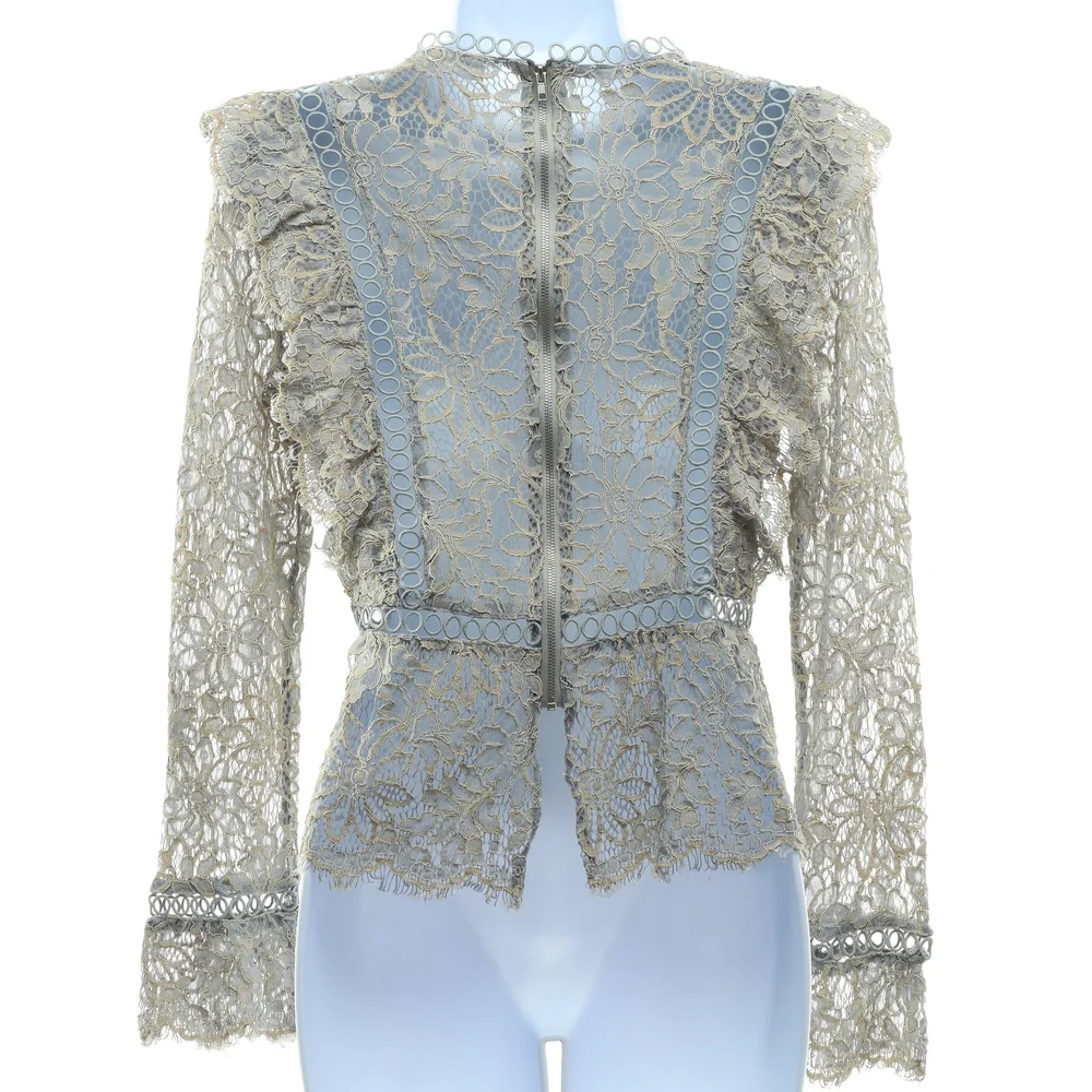 Storia embrace sophistication