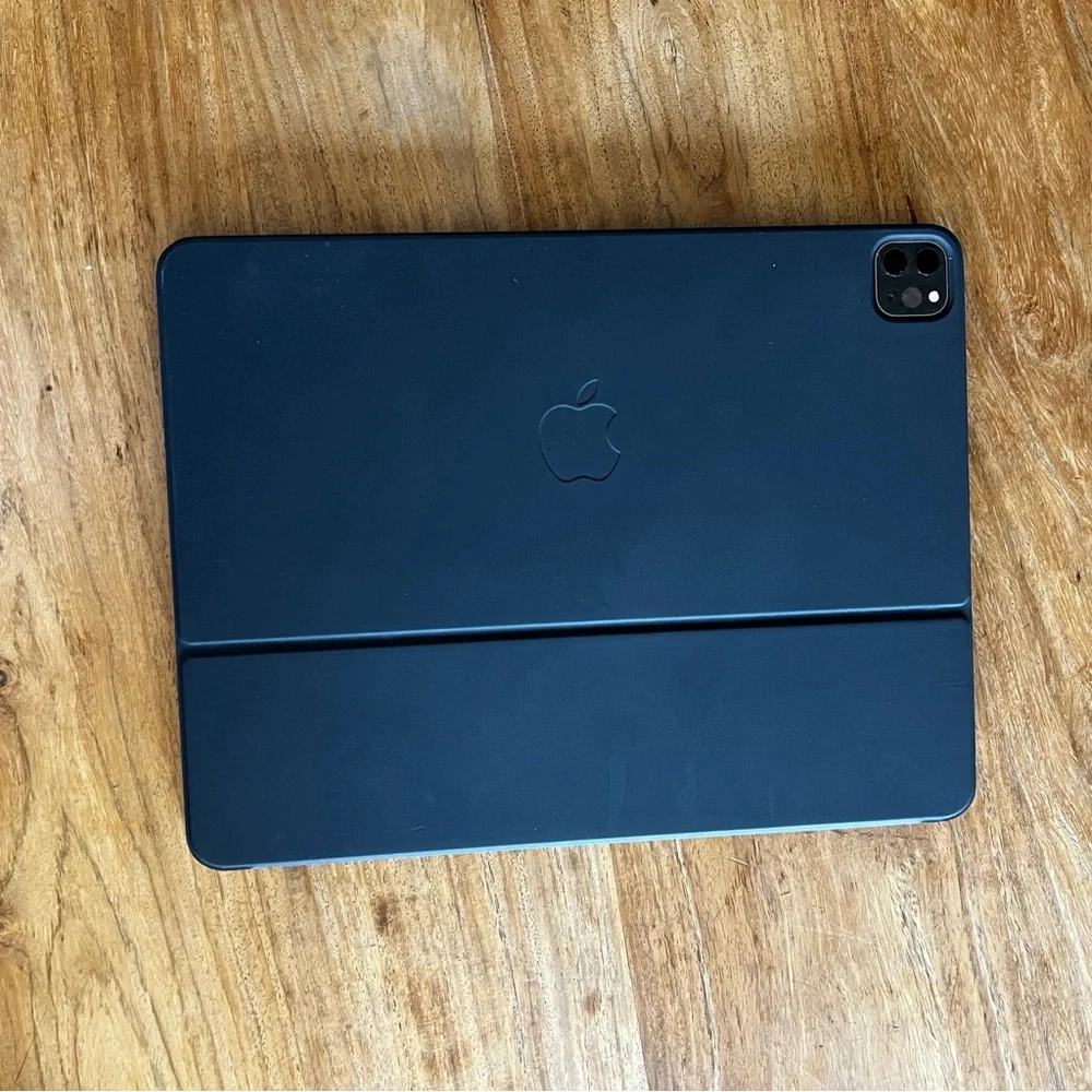 Apple smart keyboard