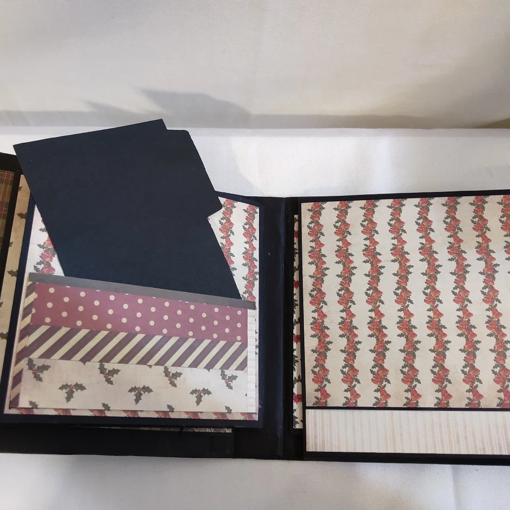 Handcrafted - Mickeys Christmas theme handmade Photo Album. 7x7x1