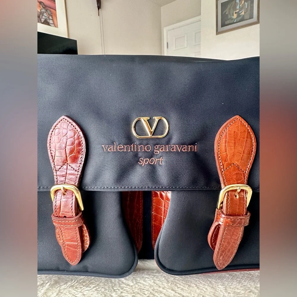 Valentino Garavani authentic pre