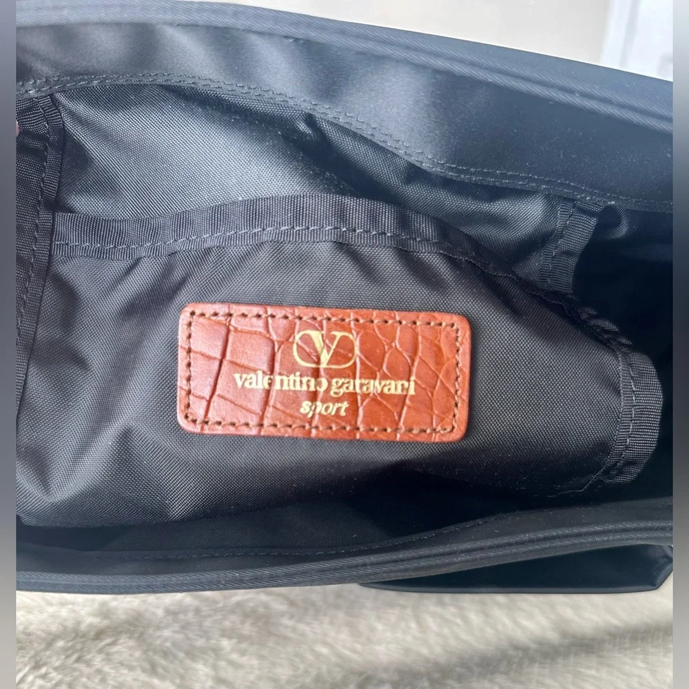 Valentino Garavani authentic pre