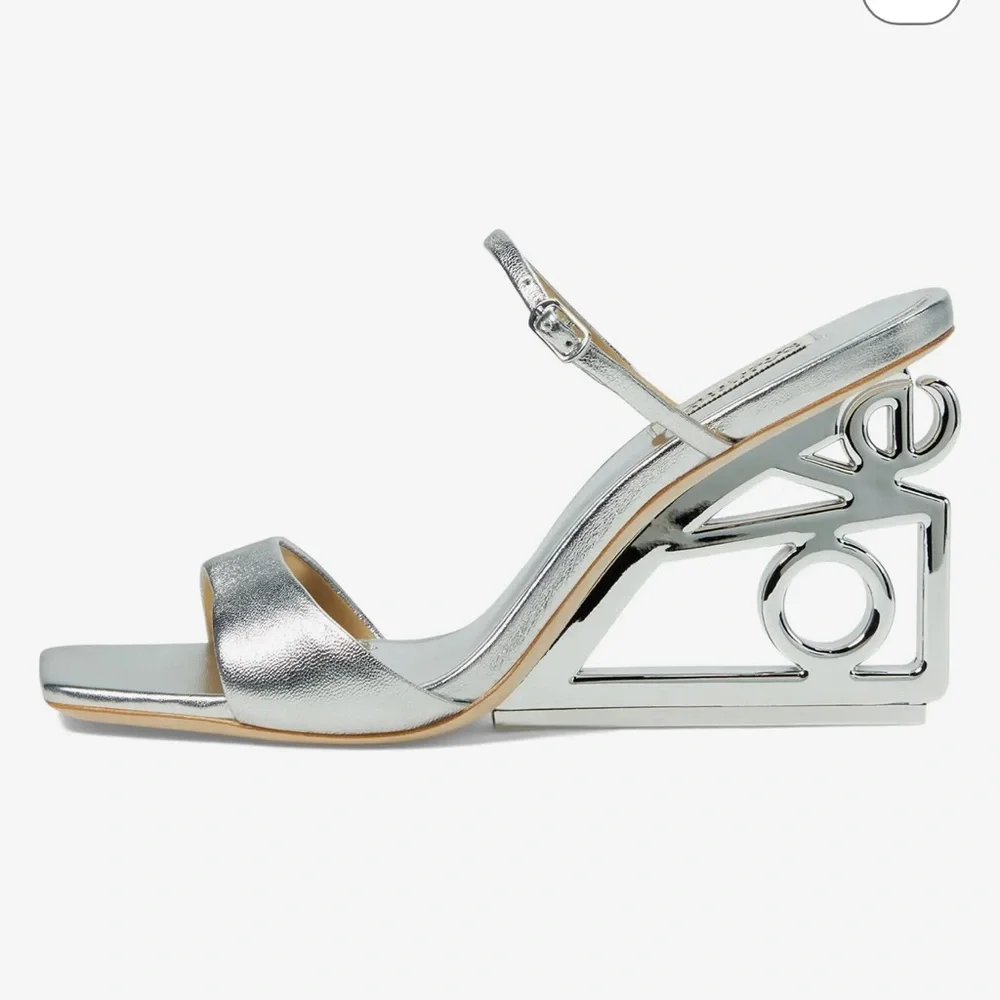 Badgley Mischka these artfully