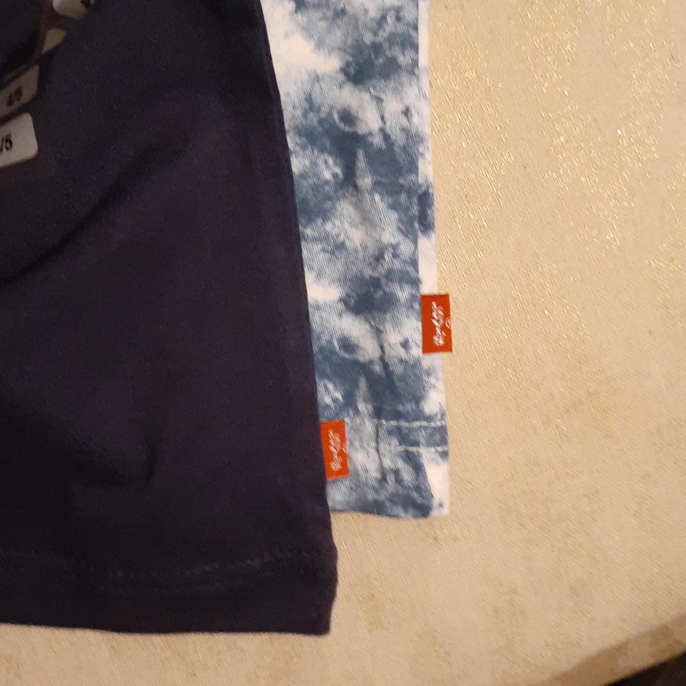 Levis each blue strauss