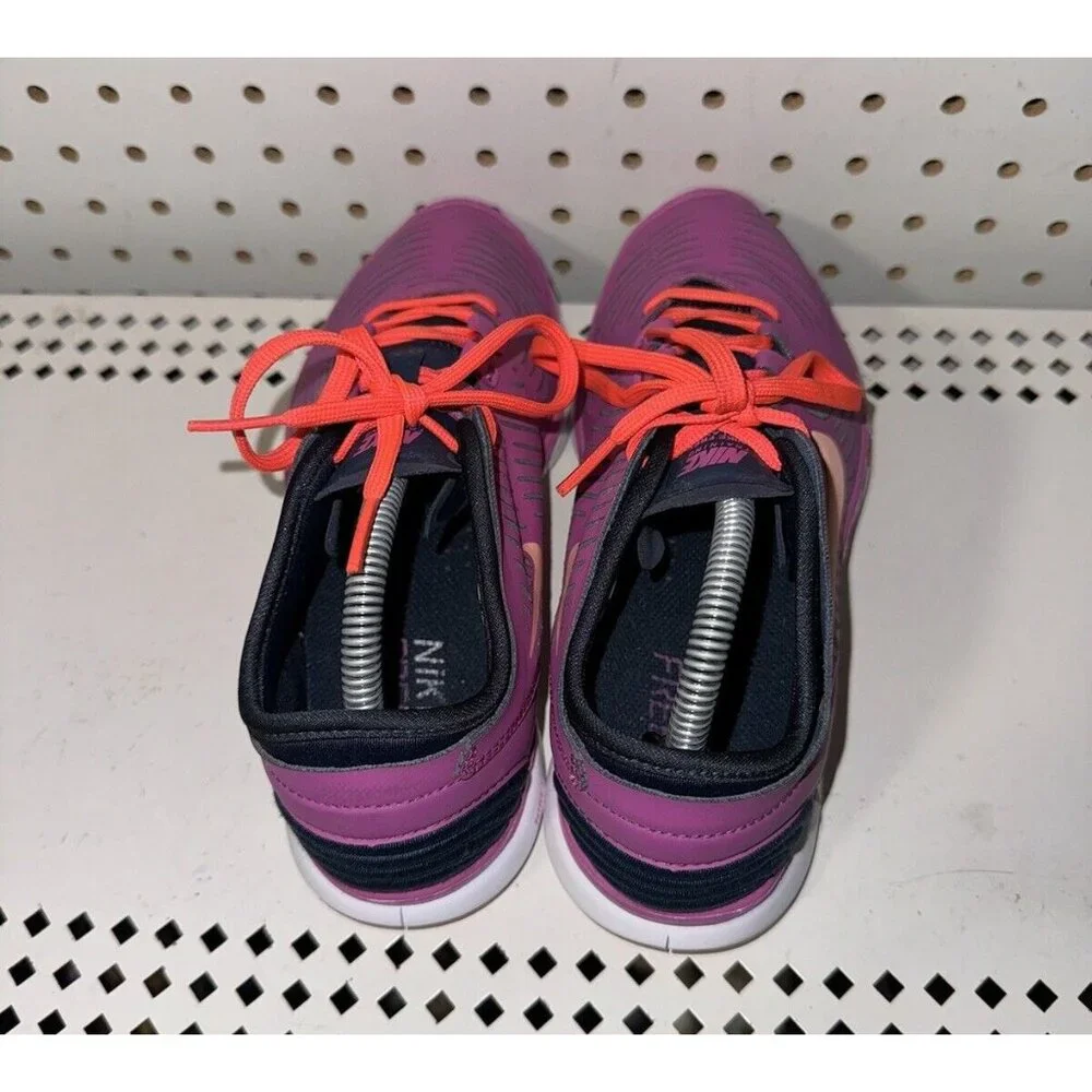 Nike excellent see
