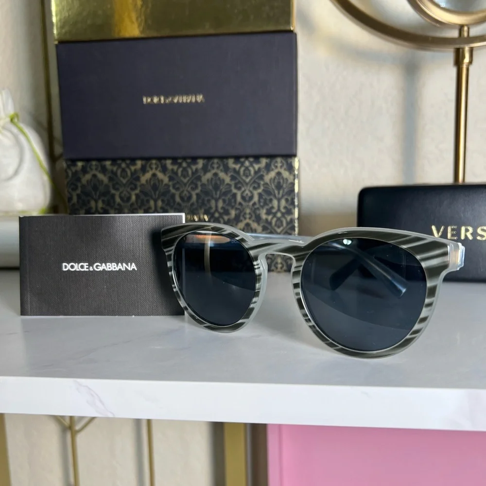 Dolce & Gabbana authentic dolce