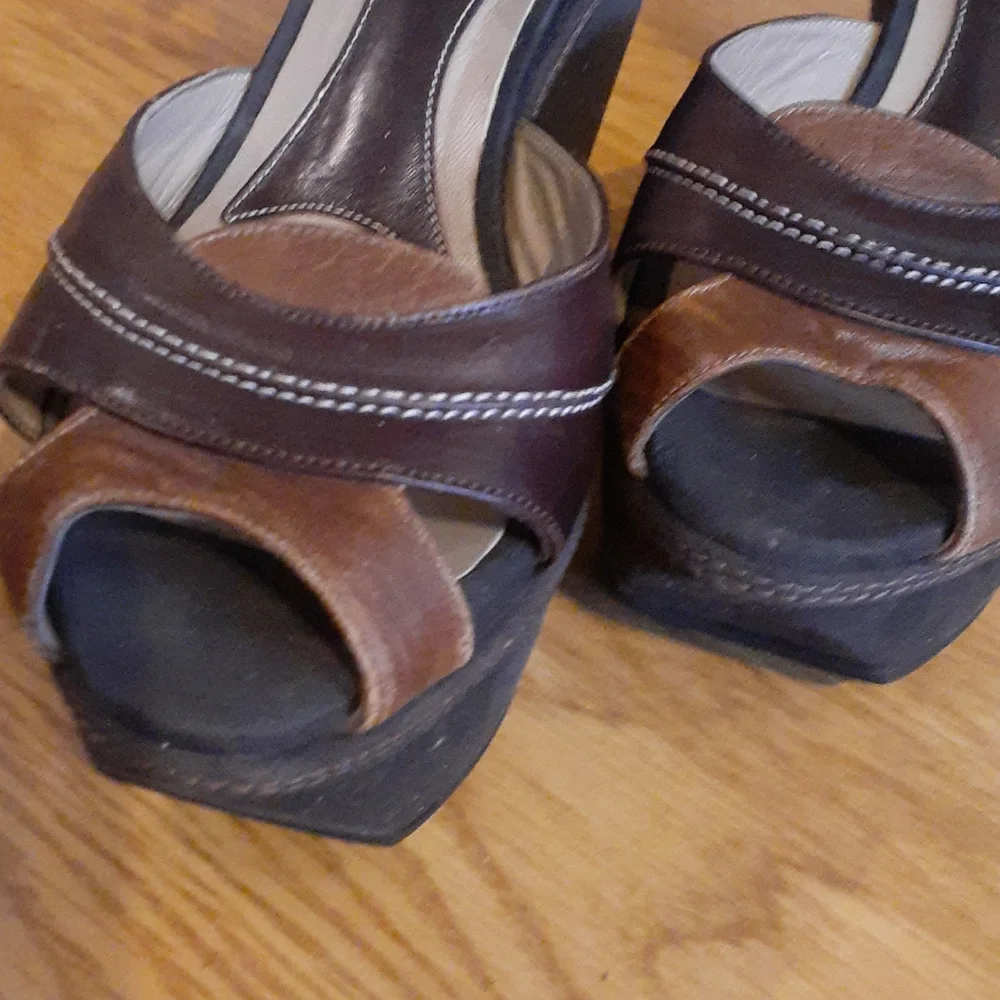 MARNI Brown Leather Platform Wedges Sandals Sz 37/7
