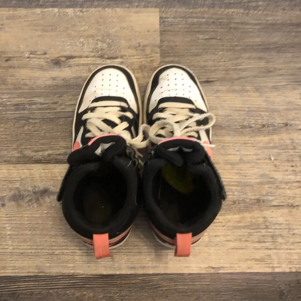 Nike questions leave