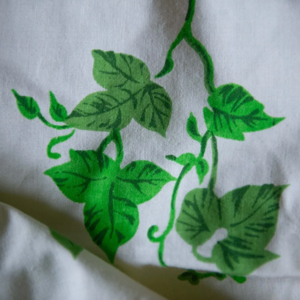 Unbranded vintage twin