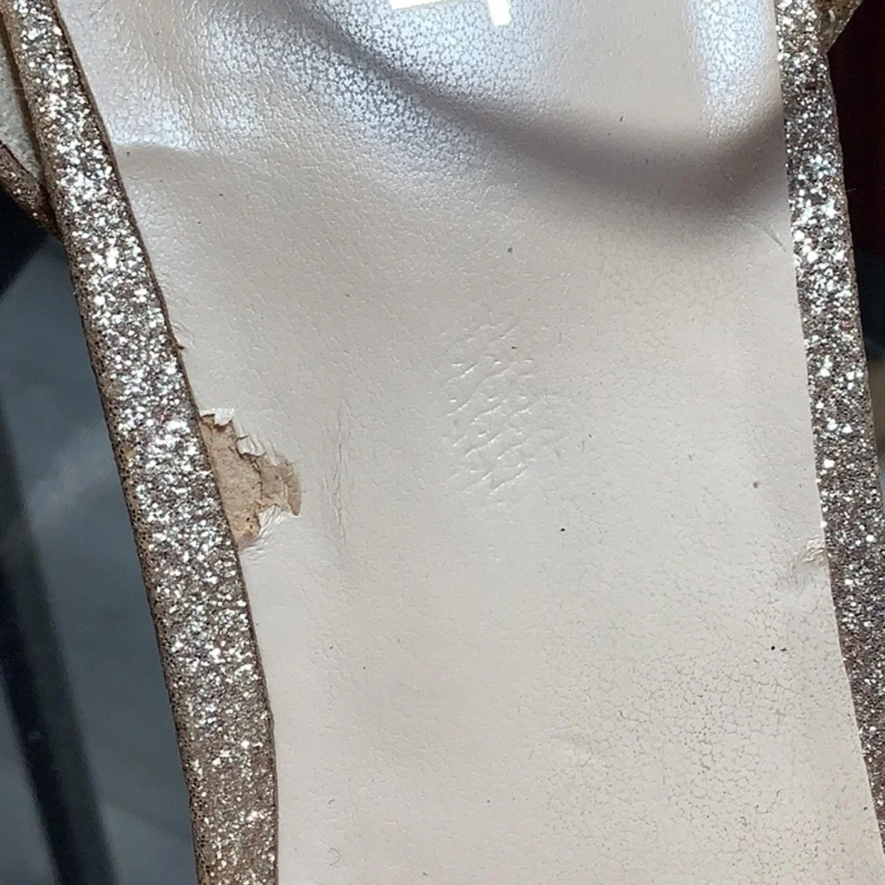 gold glitter