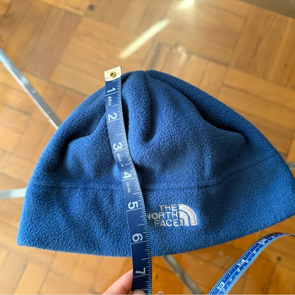 Unisex North Face toboggan