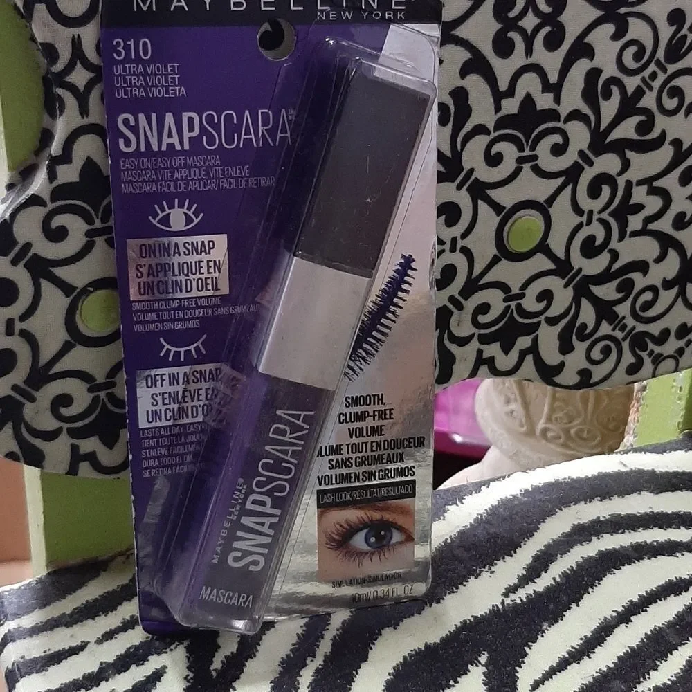 Maybelline snapscara ultra brand