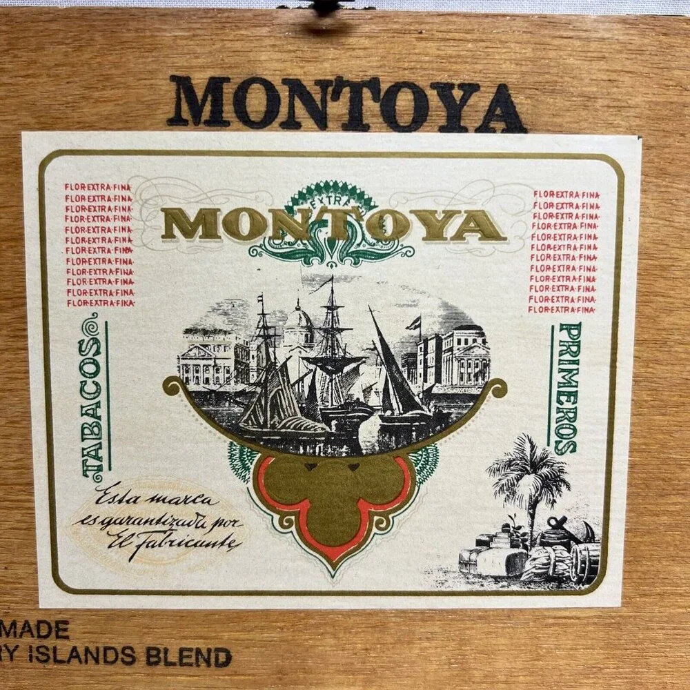 MONTOYA ROYAL CORONA WOODEN CIGAR BOX HAND MADE CANARY ISLAND BLEND