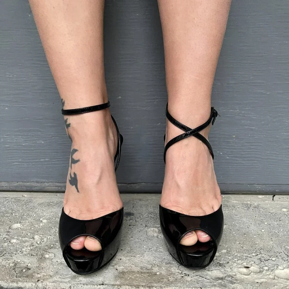 Yves Saint Laurent stunning original