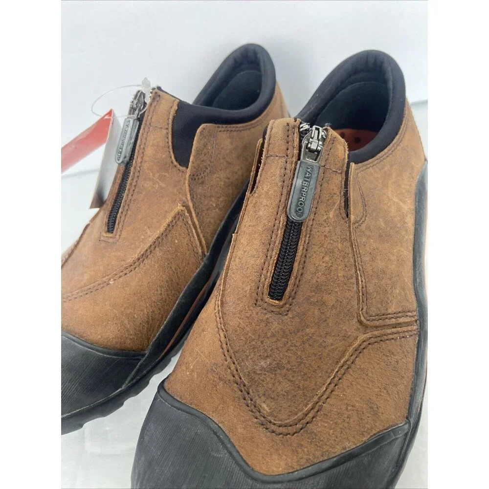 Clarks Wave Scree Easy Waterproof Slip-On Shoes for Men size 8