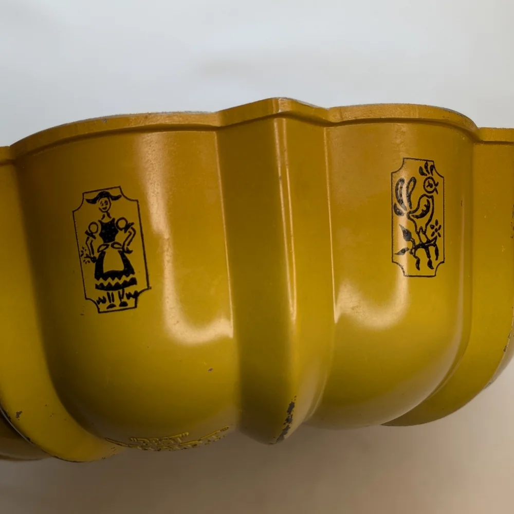 Nordic Ware all 70