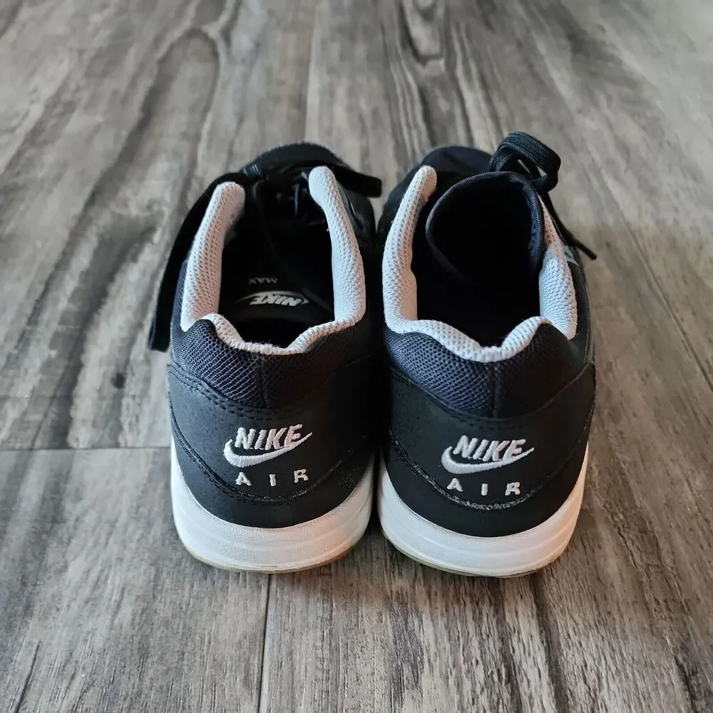 Nike air max