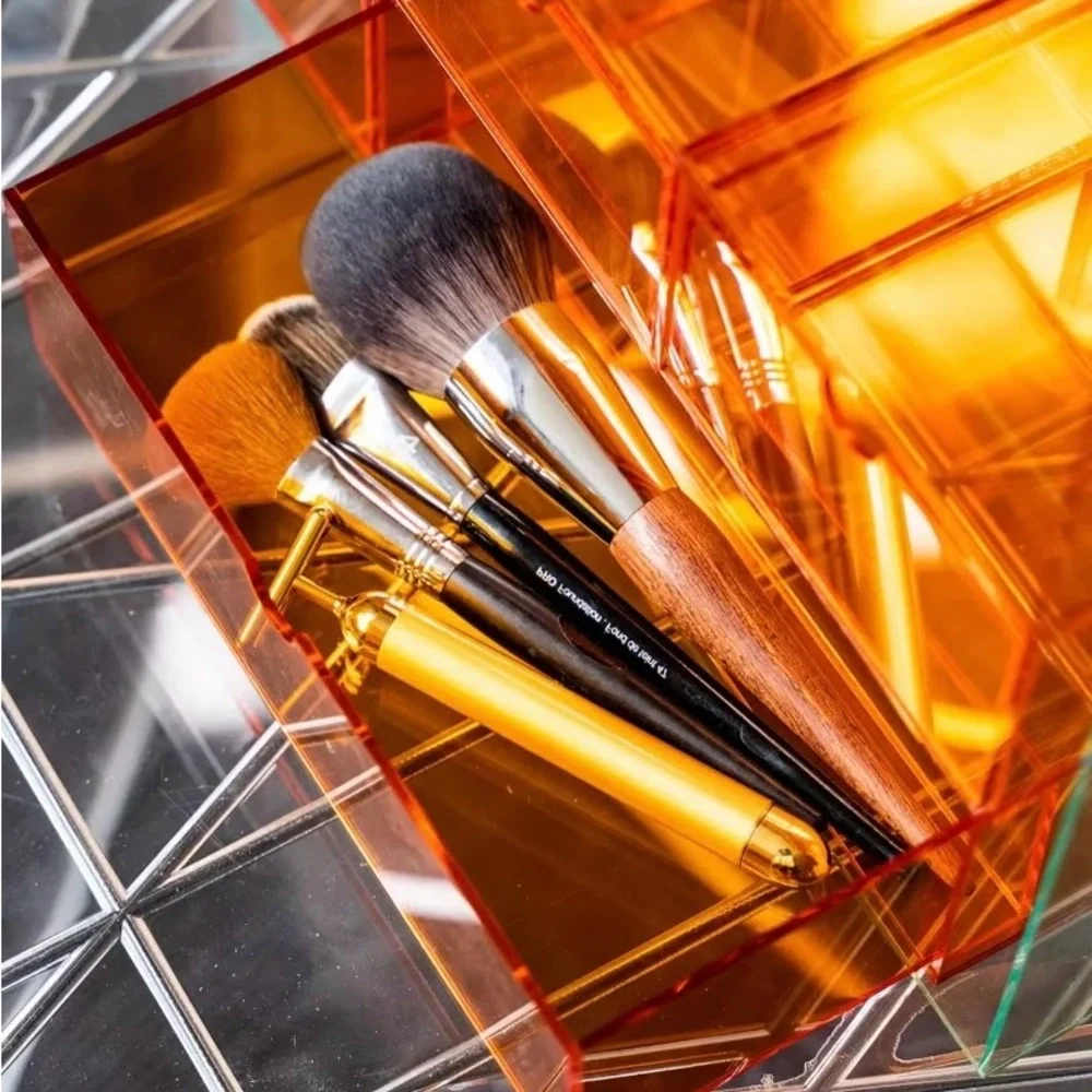 N/A aryclic cosmetic