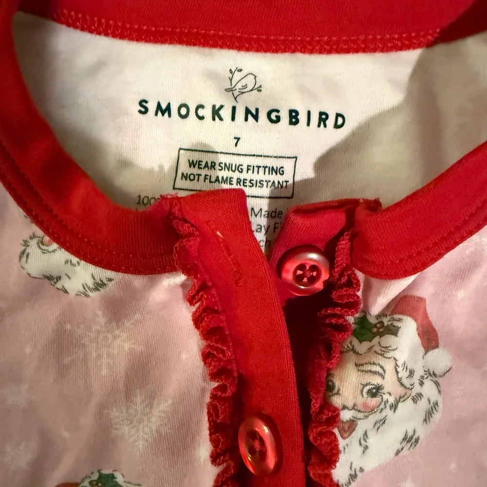 Smockingbird cozy up