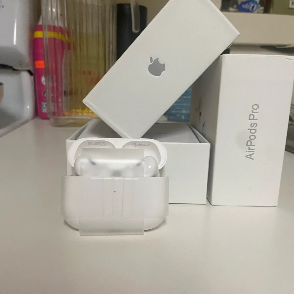 Apple airpods pro