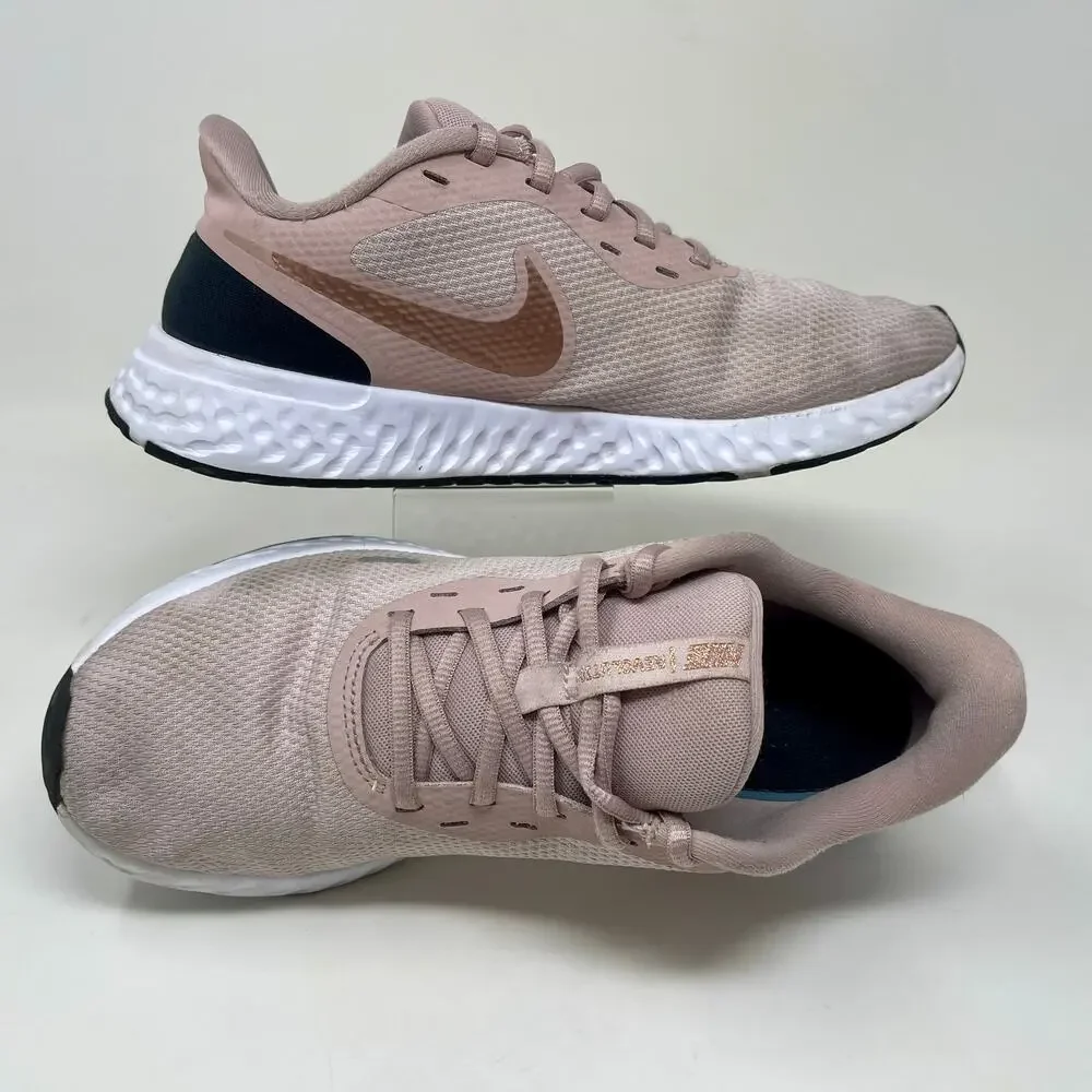 Nike revolution run