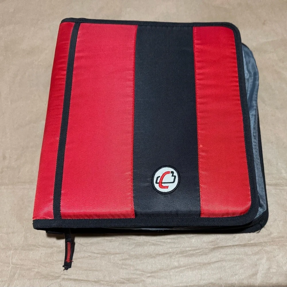 Case-It The Classic Zipper Binder 2 Inch Rings Comes with Shoulder Strap unisex