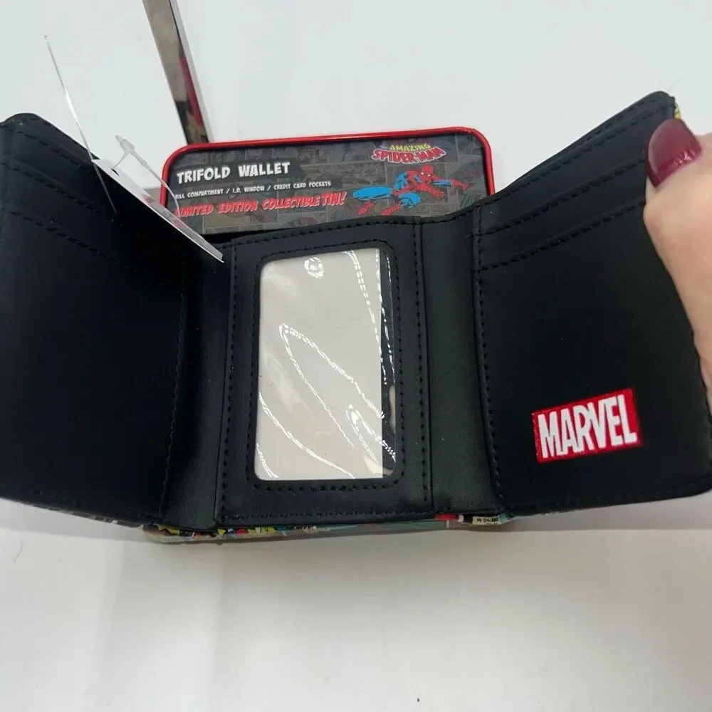 Marvel Spiderman Comic Strip Wallet in Collectors Tin