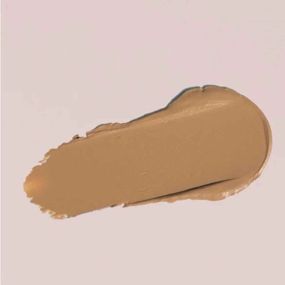 Dominique Cosmetics achieve sun