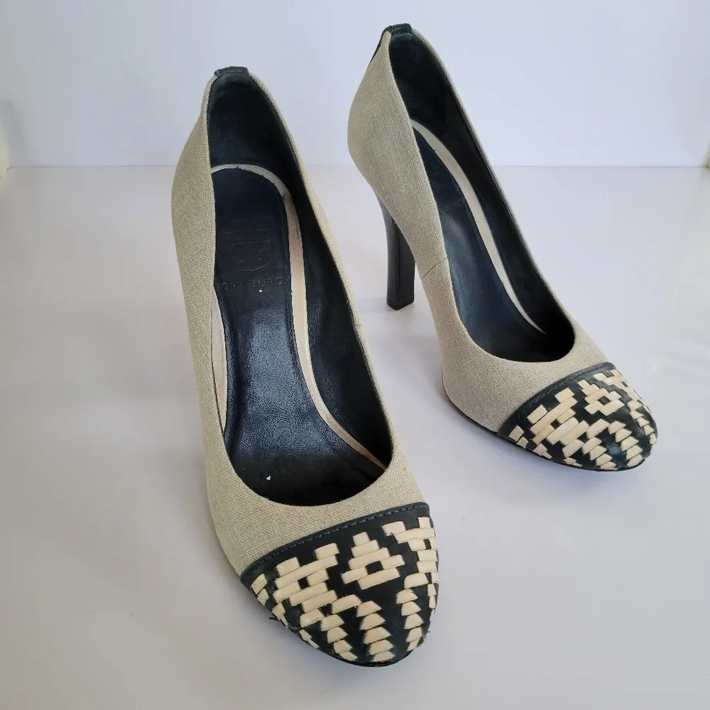 Tory Burch heel beige pump