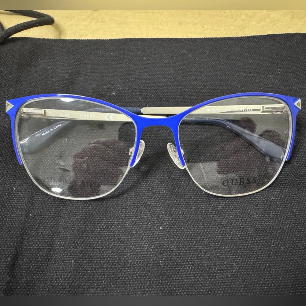 Guess blue eyeglasses