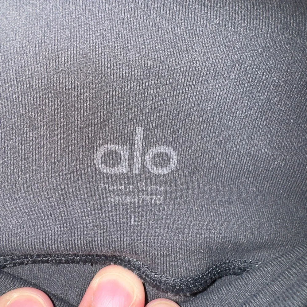 ALO Yoga please read