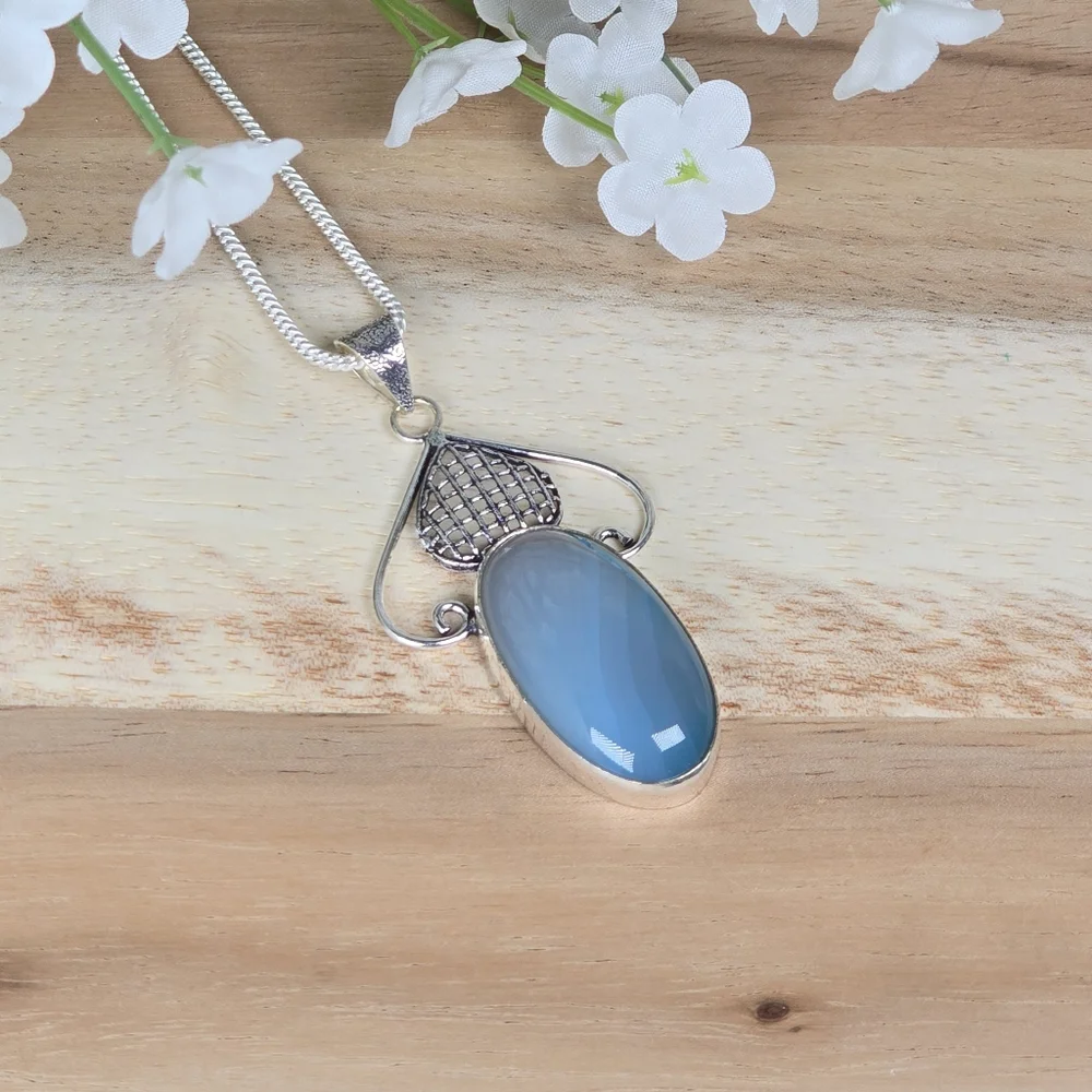 Vintage Style Blue Chalcedony Gemstone Pendant Necklace Country Boho Whimsi New