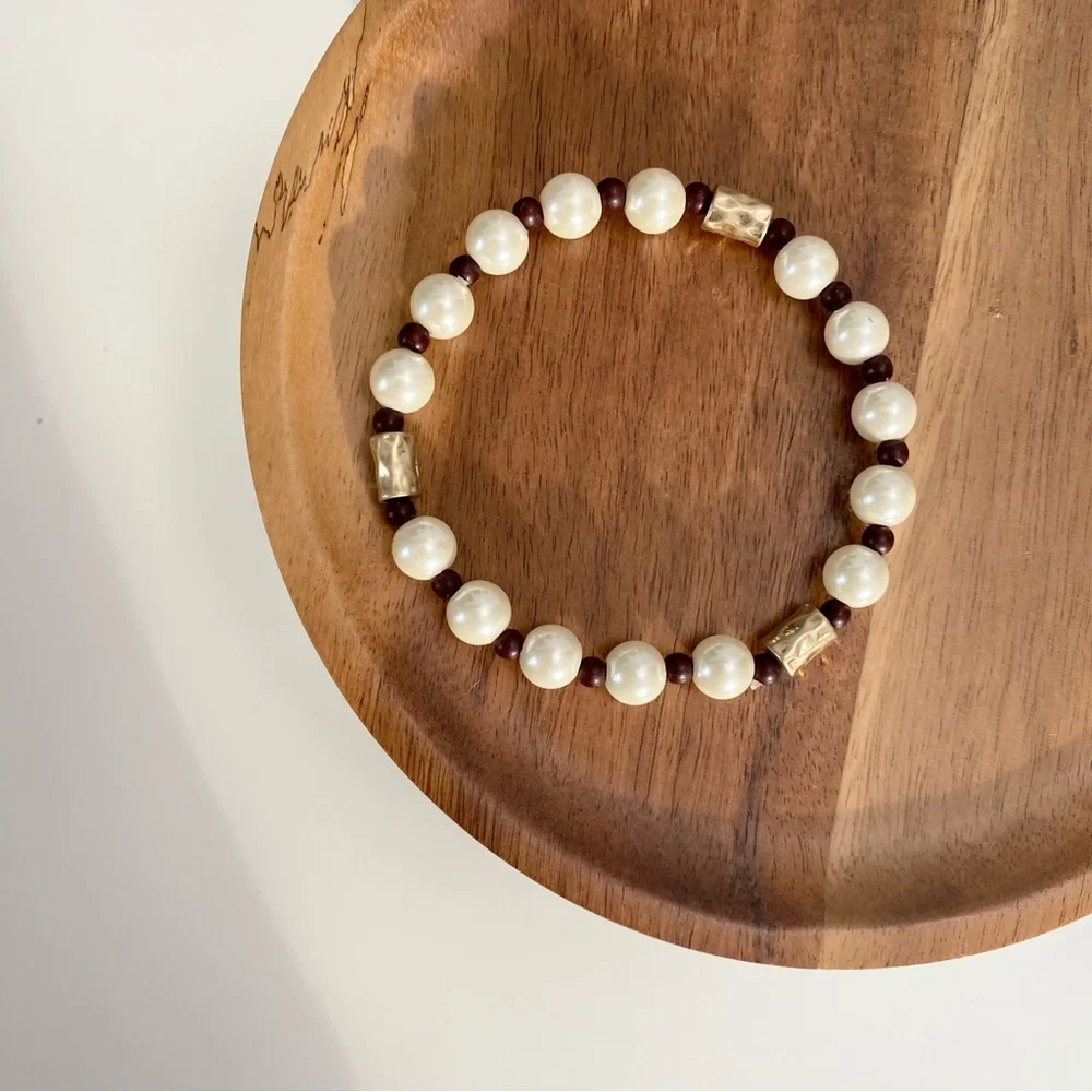 4/$15 Cream White Pearl Garnet Red Beaded Stretchy Bracelet
