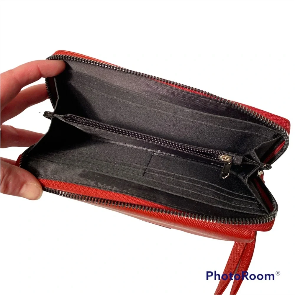 Tahari sleek functional