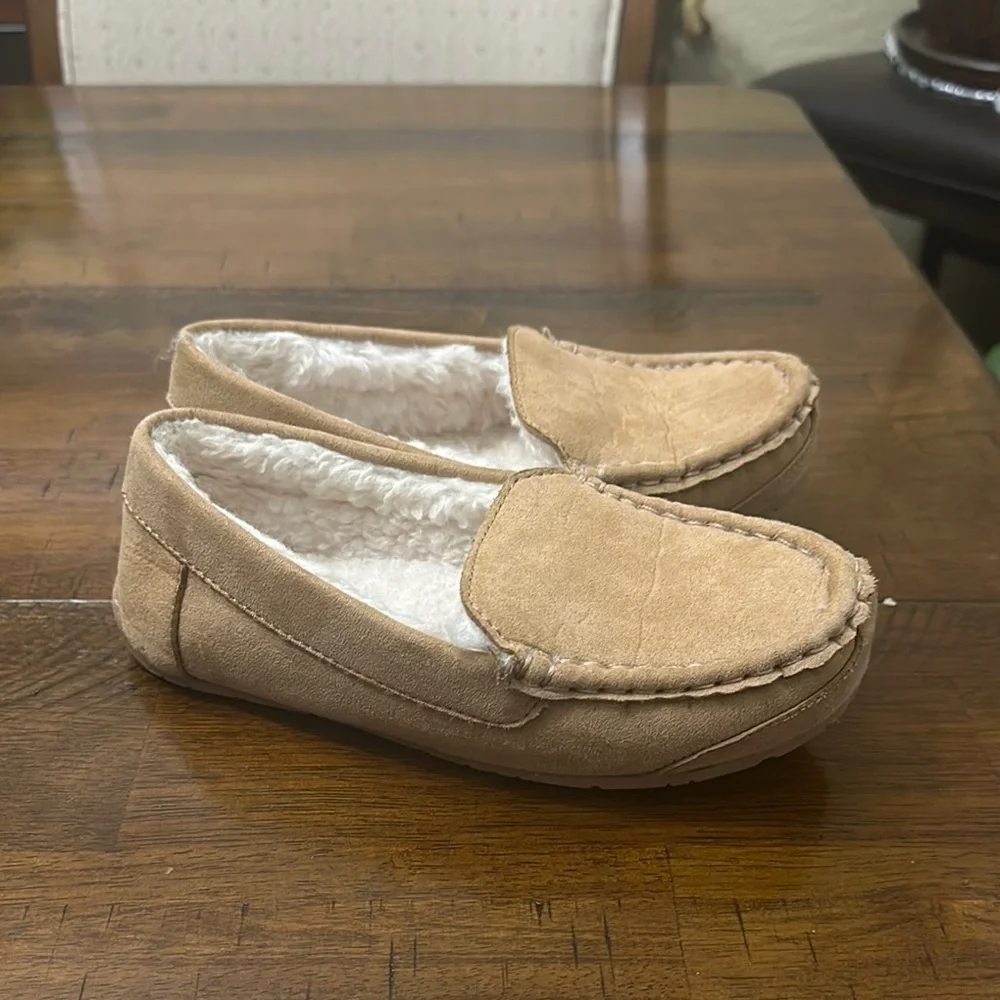Crown Vintage comfortable warm