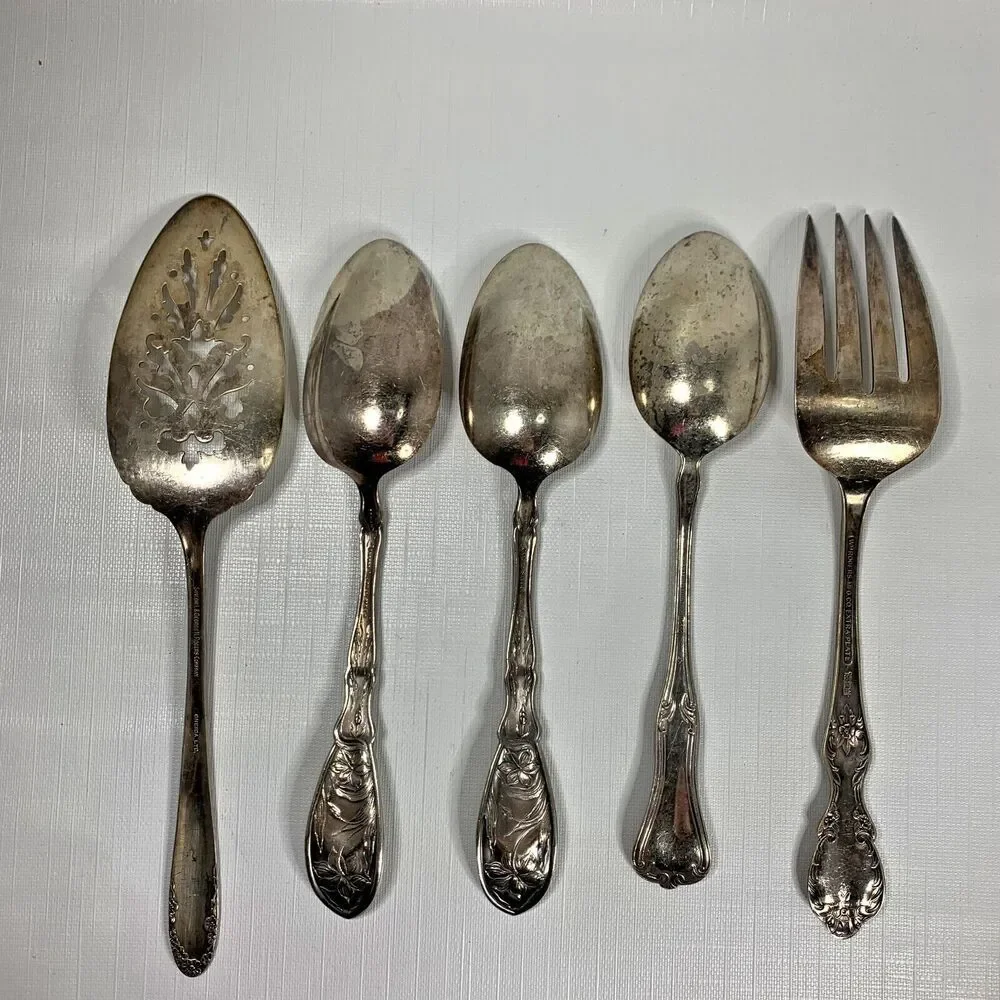 Wm. Rogers & Son vintage elegant