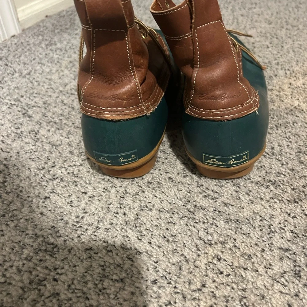 Eddie Bauer stay stylish